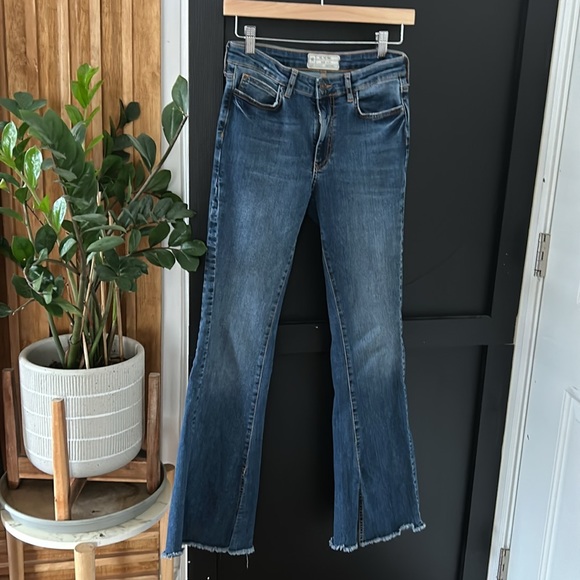 Free People Denim - Free people High Rise Flare Leg Jeans. Size 27